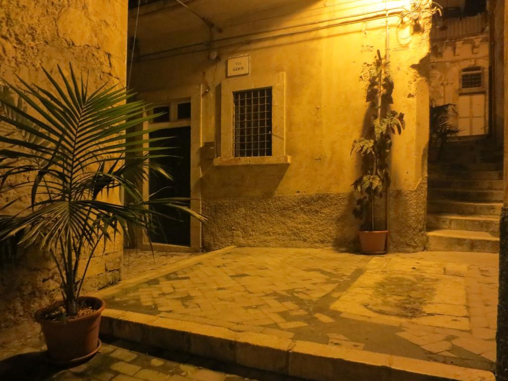 فيلا La Casa Di Giada موديكا الغرفة الصورة