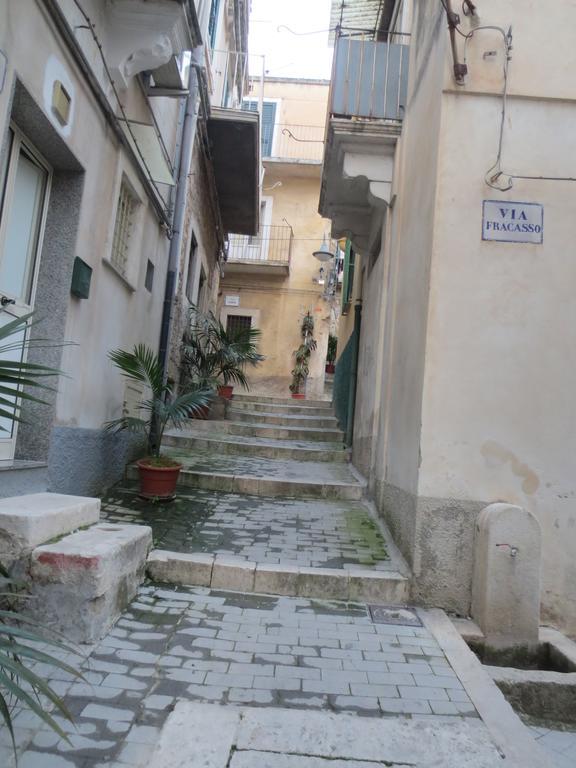 فيلا La Casa Di Giada موديكا الغرفة الصورة